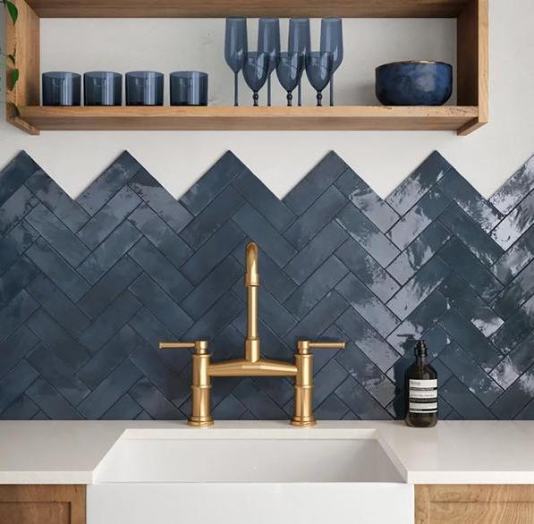 Kupi Coco Blue Night Gloss 5x15 / Cena v trgovini Vsebo