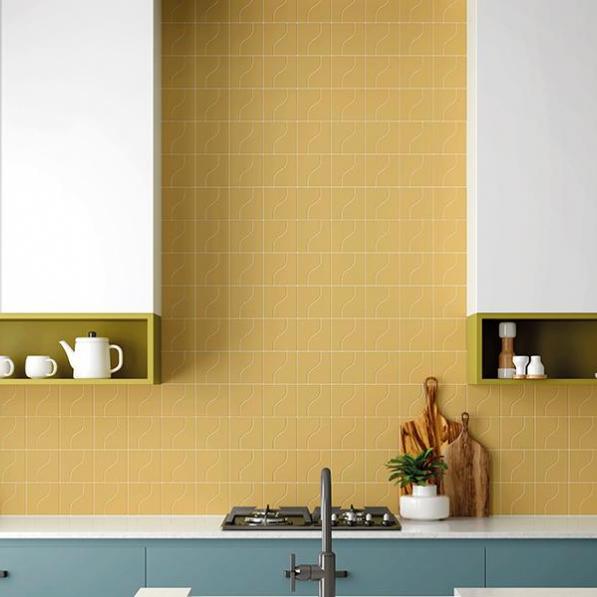Kupi Curve Yellow Mat 8,3x12 / Cena v trgovini Vsebo