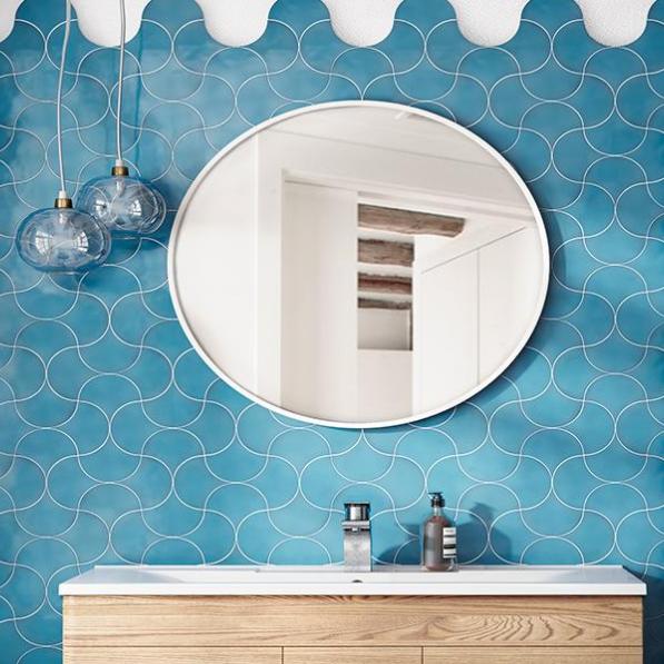 Kupi Scale Fan Electric Blue Gloss / Cena v trgovini Vsebo