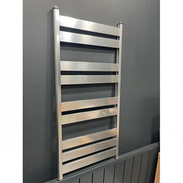 Kupi Radiator Prima Alu Chrome 50x100 / Cena v trgovini Vsebo